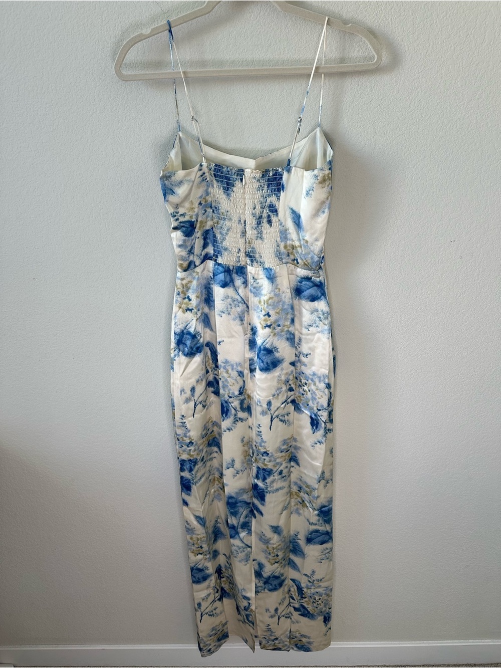 Reformation
Frankie Silk Slip Maxi Dress in Misty Morning Floral SZ US 4 - Picture 5 of 8